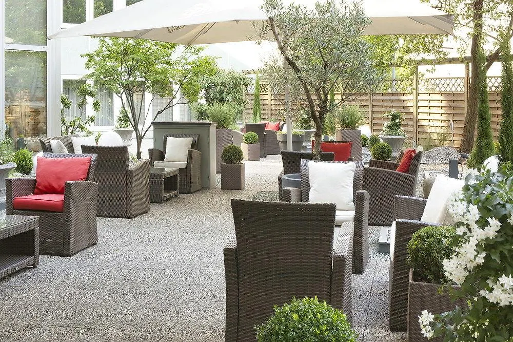 Renaissance Duesseldorf Hotel  Dusseldorf