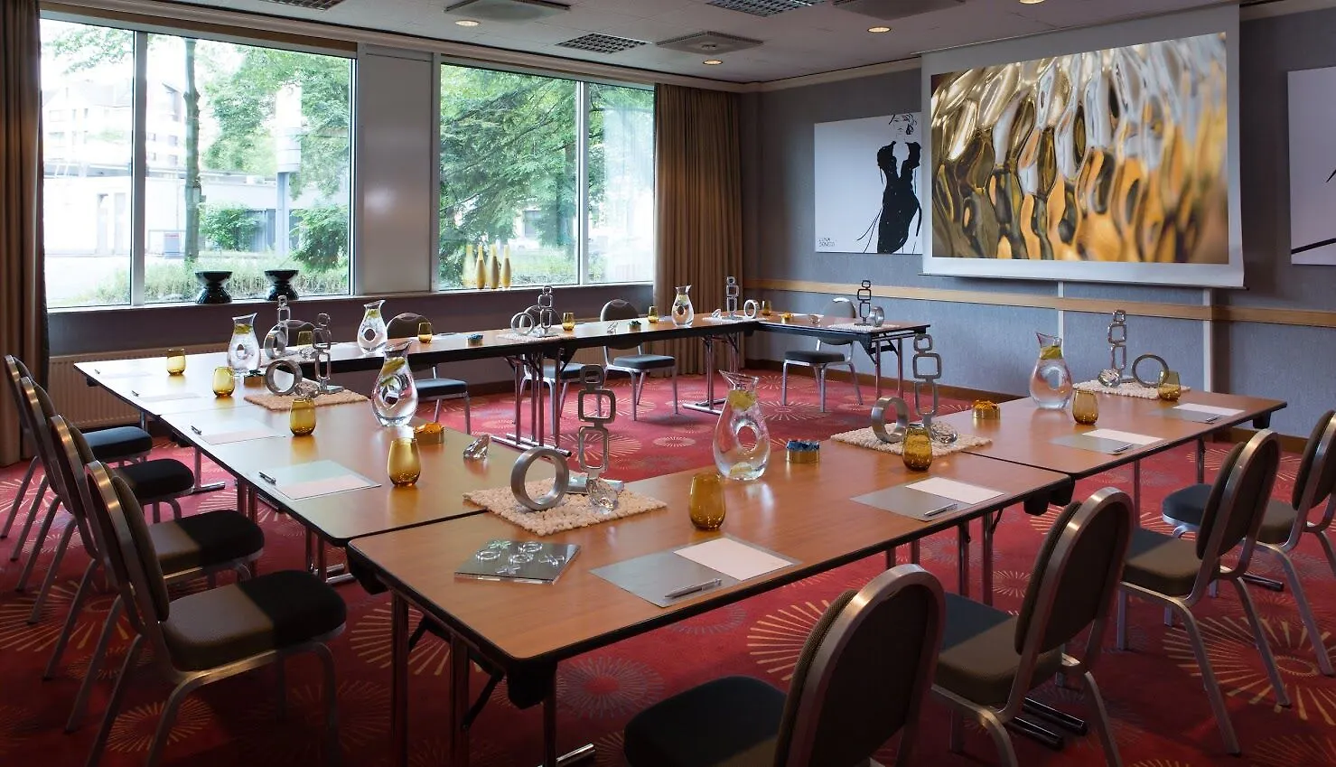 Renaissance Duesseldorf Hotel 4*, Dusseldorf